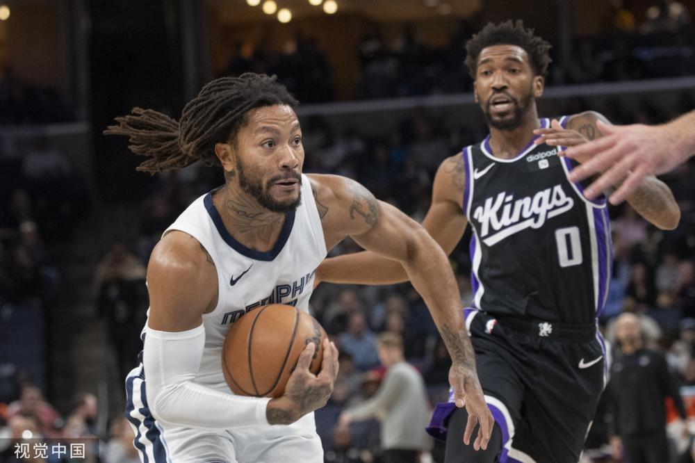 足球虽然是 足球虽然是